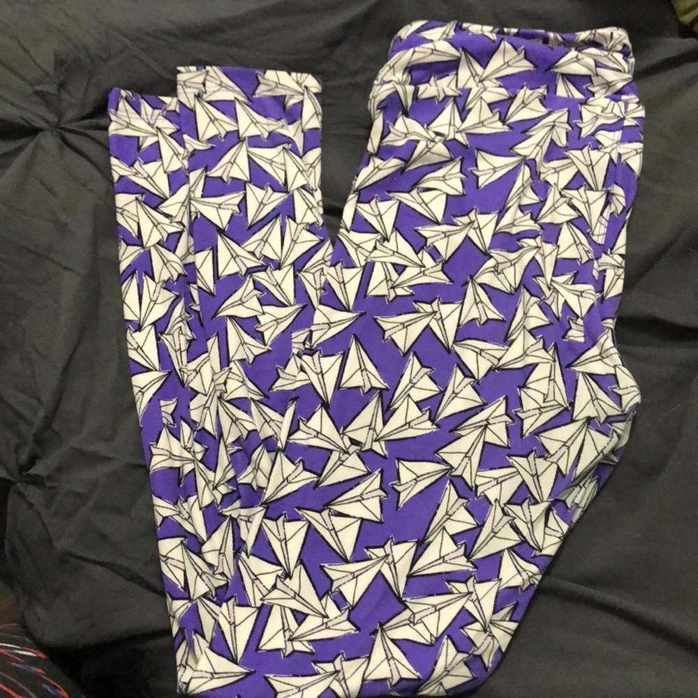 LuLaRoe OS Paper Airplane Leggings